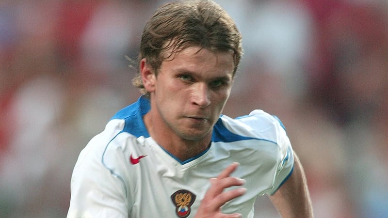 Aleksei Bugayev playing against Portugal at Euro 2004