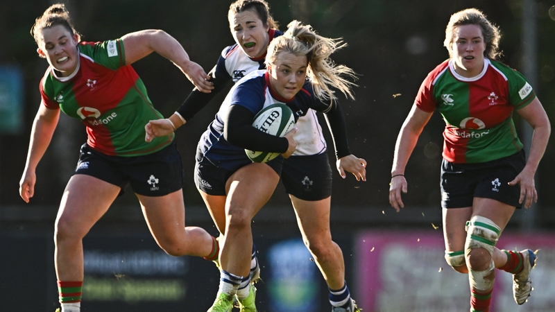 Aoife Dalton in action for Wolfhounds against Clovers at UCD