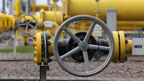 EU countries are to phase out remaining gas imports from Russia by the end of 2027