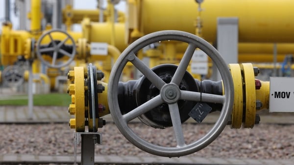 EU countries are to phase out remaining gas imports from Russia by the end of 2027