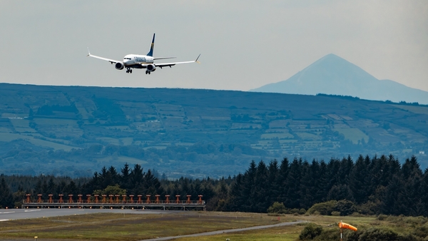 A Ryanair flight over Ireland West Airport