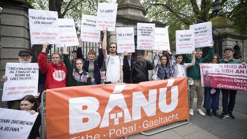 Bánú members protesting over housing in Dublin last May