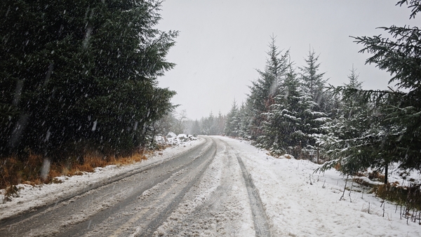 Wicklow County Council said its road crews have been extremely busy trying to clear roads and gritting surface (Pic: RollingNews)