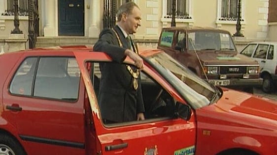 Lord Mayor of Dublin John Gormley in his Volkswagen Golf Economatic (1995)