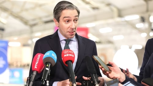 An Taoiseach agus ceannaire Fhine Gael,Simon Harris