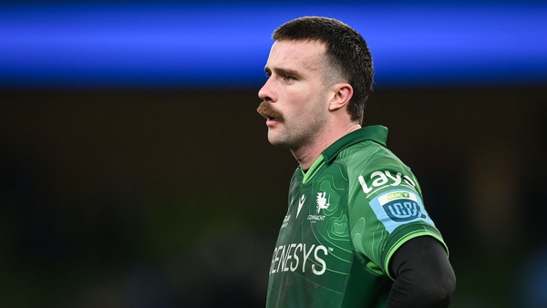 Mack Hansen will play, at least, two more years at Connacht