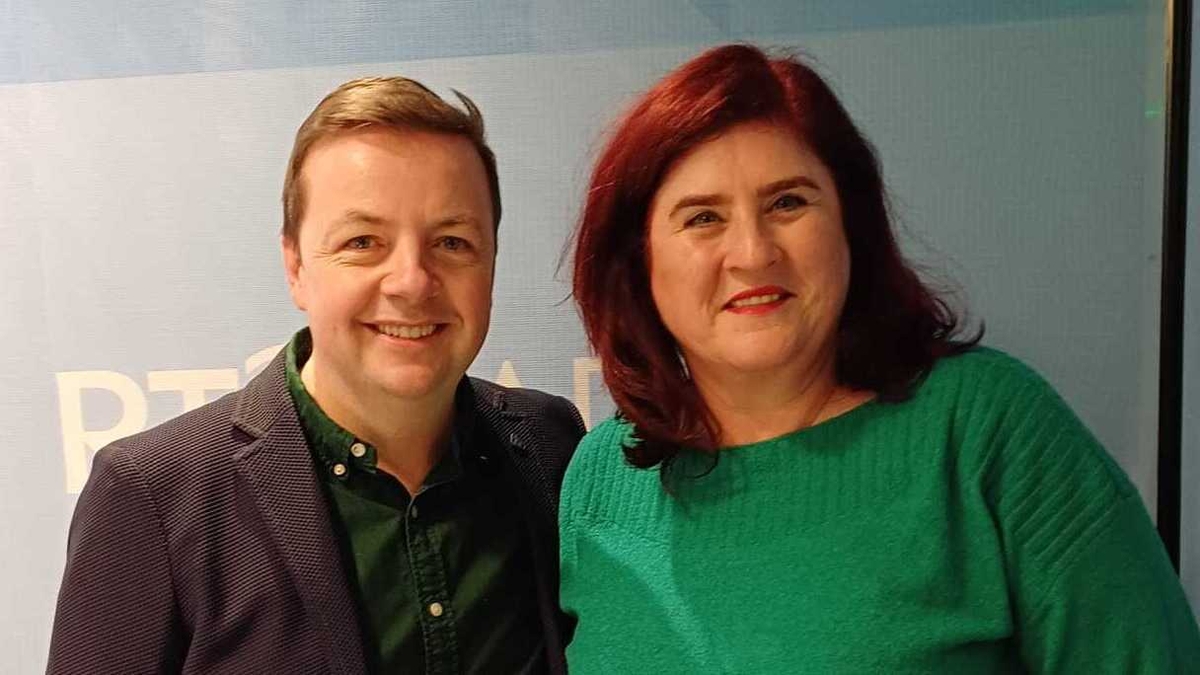 Criminologist Visiting Critic goes Axe-throwing