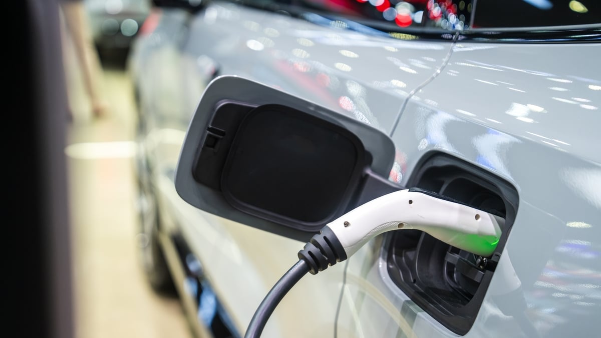 Is 2025 the year to move to an electric car? 