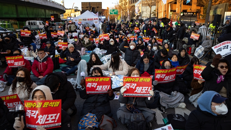 Hundreds of citizens stage a protest near President Yoon Suk-yeol's official residence in Hannam-dong, calling for his arrest in Seoul