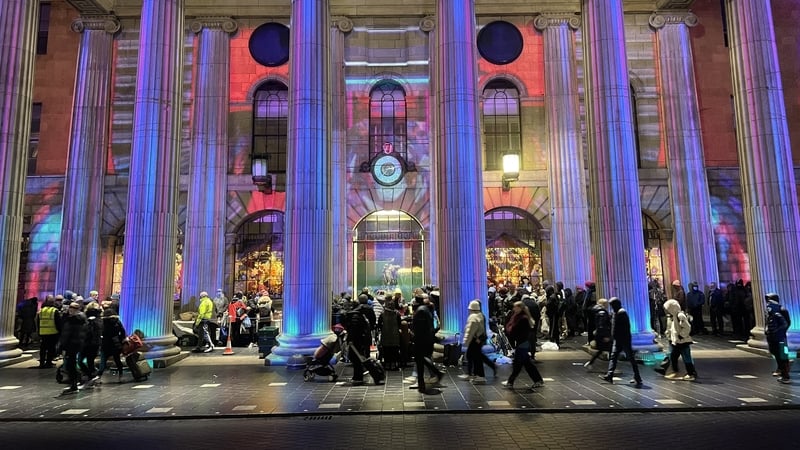 People waiting for food outside the GPO