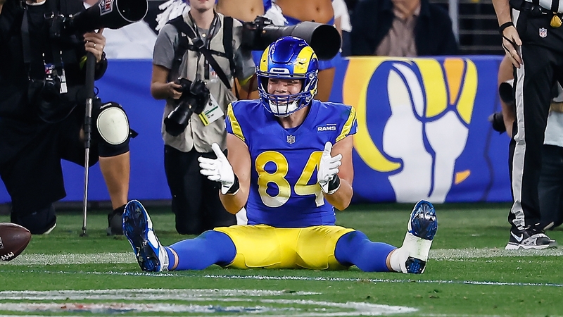 Los Angeles Rams tight end Hunter Long reacts after missing a catch against the Minnesota Vikings