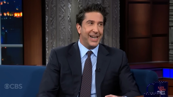 David Schwimmer - "I was the guy who would pop out of the bushes and serve you divorce papers" Screengrab: The Late Show with Stephen Colbert/CBS