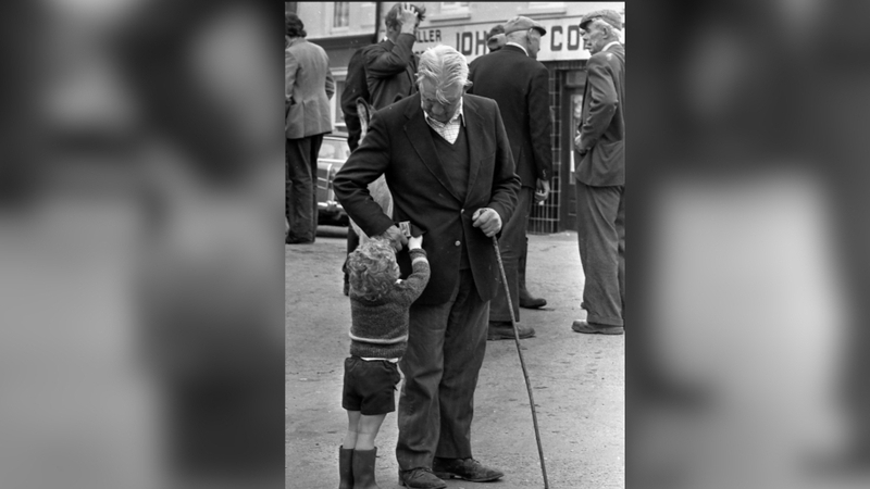 Among the images captured were scenes at the Fair Day in Daingean Uí Chuis in 1979