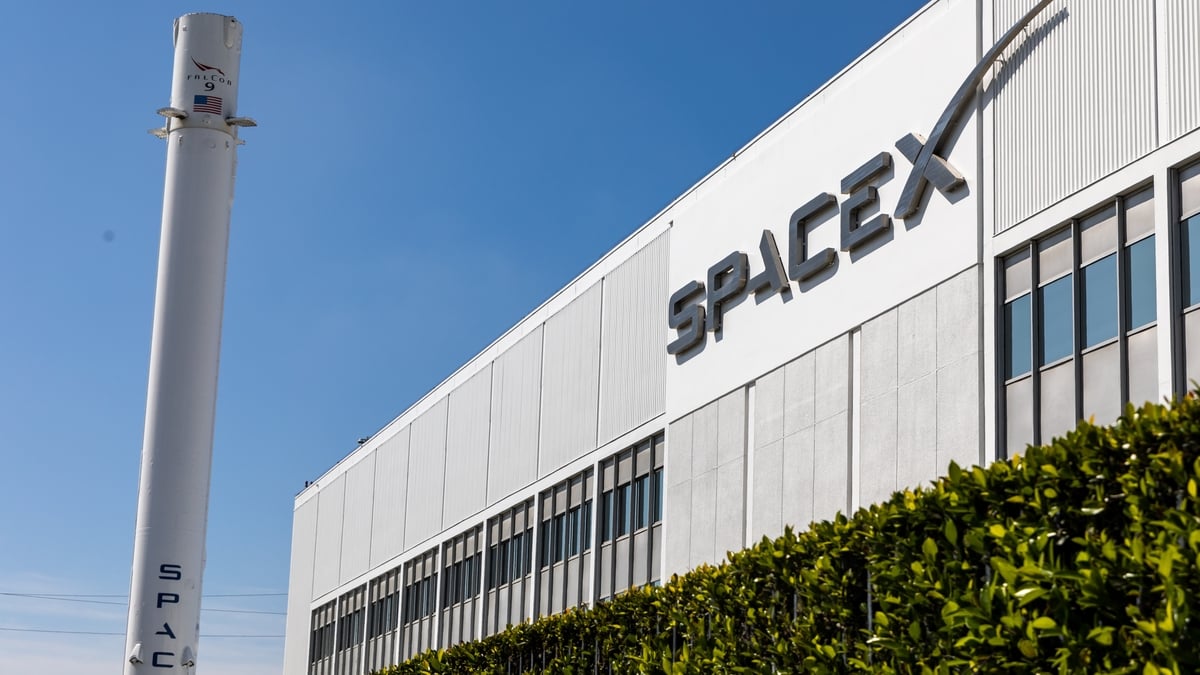 Musk merges xAI, SpaceX in bid to build space data centres