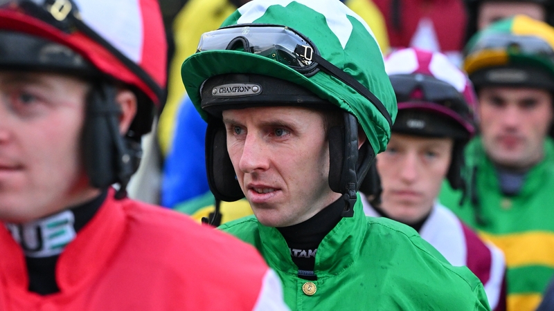 Mark Walsh guides James's Gate to victory at Navan