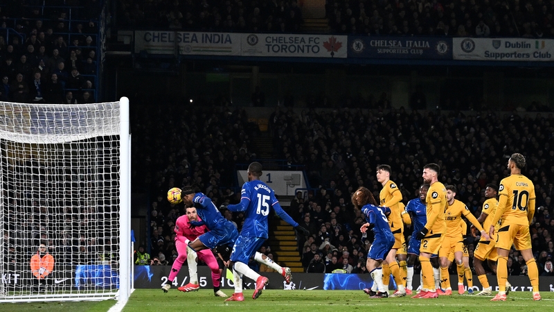 Noni Madueke nods home Chelsea's third