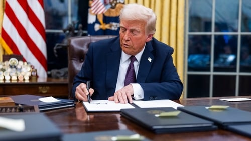 Donald Trump signed an executive order seeking to delay by 75 days the enforcement of the law