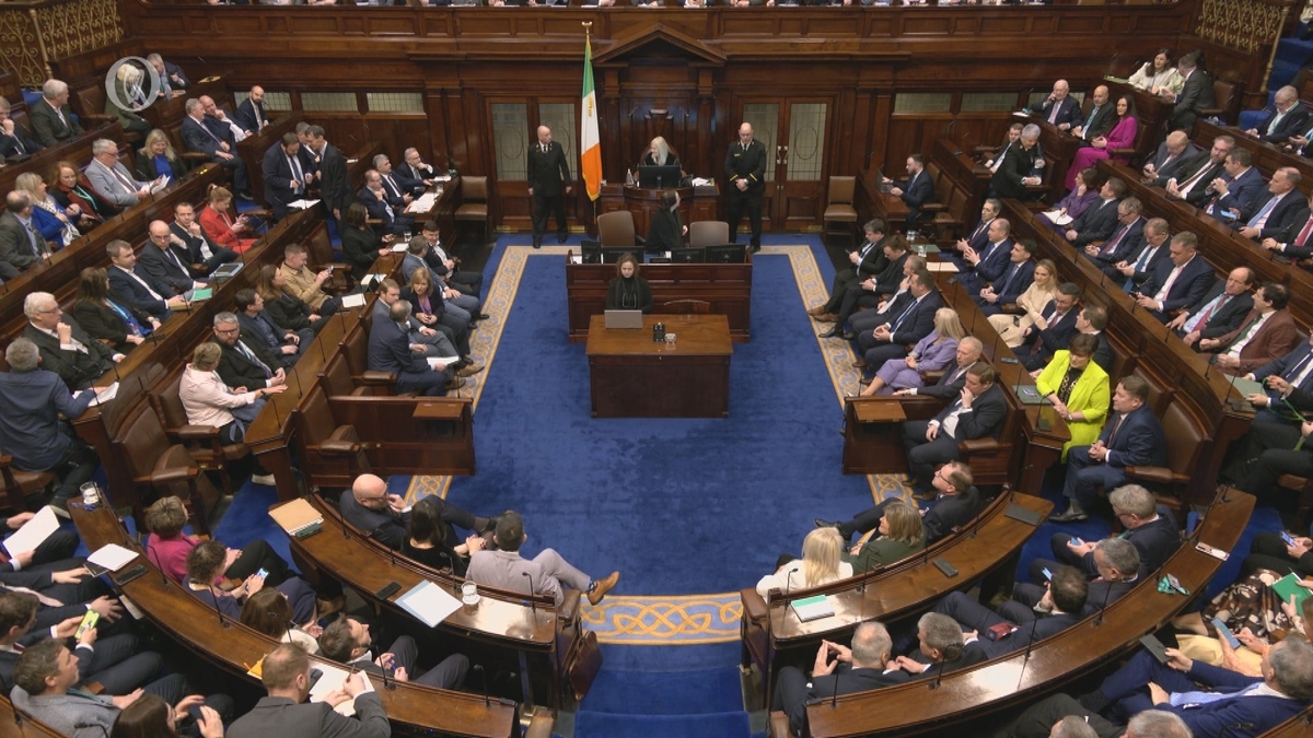Dáil returns amid backlash over two-week break
