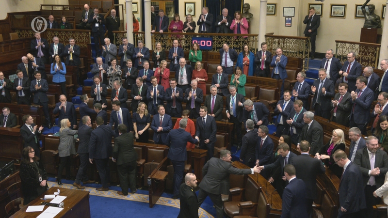 Dáil Éireann le teacht le chéile arís arú amárach