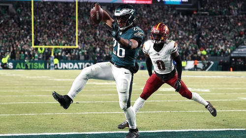 Saquon Barkley scores a touchdown for the Philadelphia Eagles