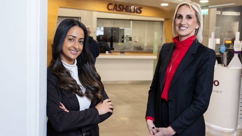 AIB's Managing Director of Retail Banking Geraldine Casey and Leticia Felix Miranda, from Brazil, in AIB Grafton Street, Dublin where Leticia availed of AIB's new language interpretation and translation services