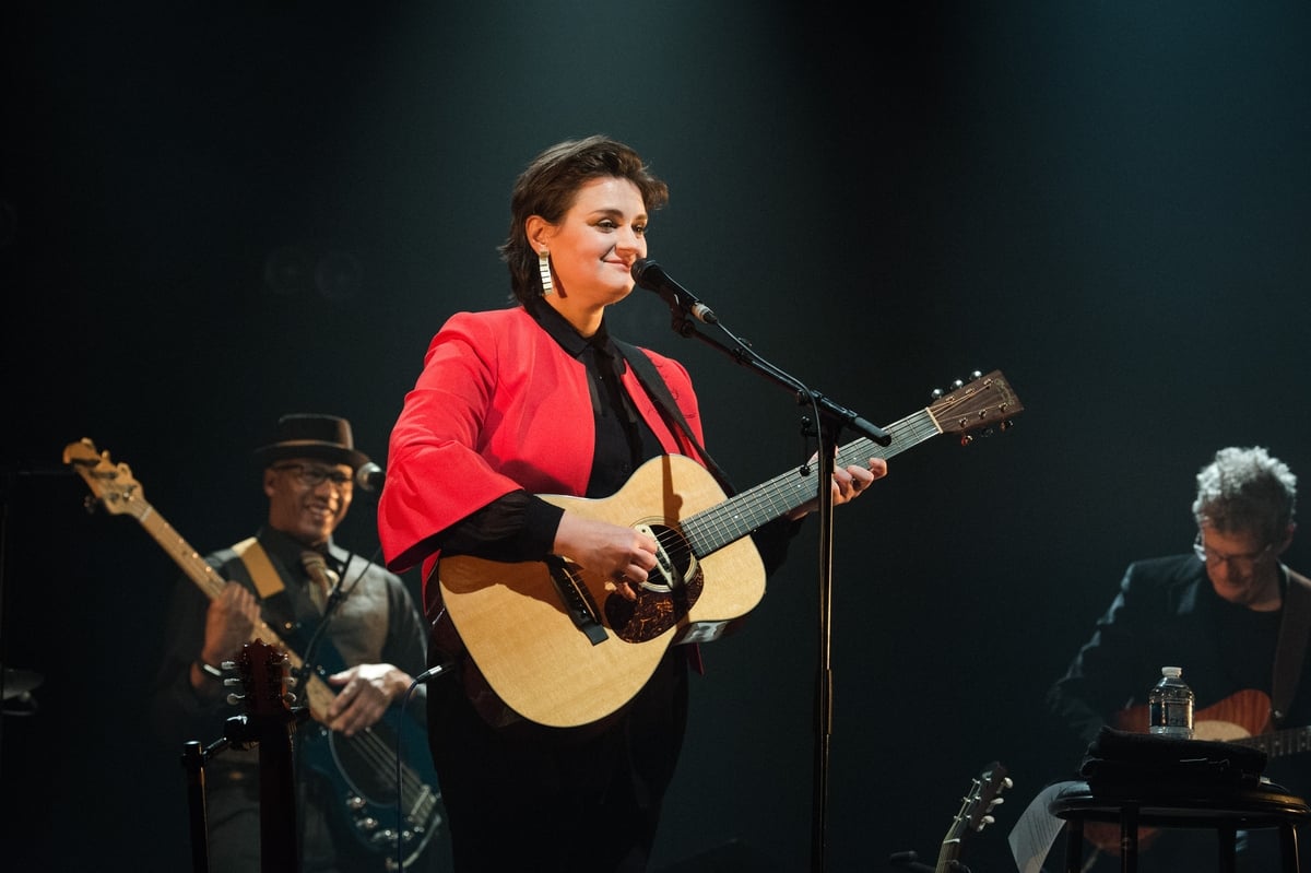 Marty is joined by American jazz singer-songwriter Madeleine Peyroux