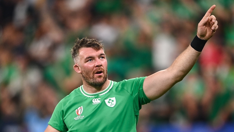 Peter O'Mahony starts in the back row for Ireland