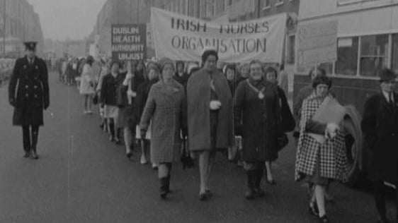 Nurses protest in Dublin city centre (1970)
