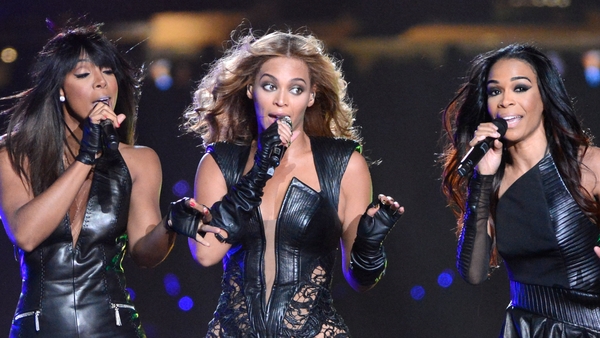 Destiny's Child celebrate Kelly Rowland's birthday