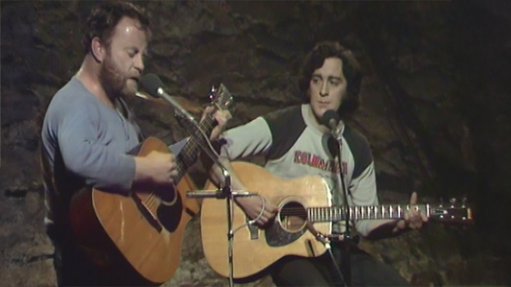 Christy Moore And Declan McNelis at the Abbey Tavern, Howth in 1980.