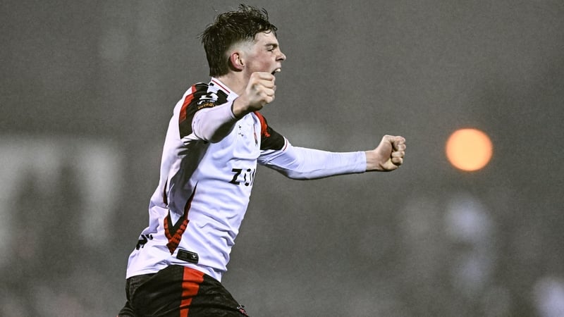 Dundalk's Vincent Leonard celebrates his goal against Athlone Town at Oriel Park
