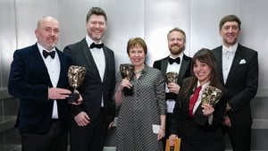 <p>Maarten Swart, Guest, Stienette Bosklopper, guest, Nina Gantz and guest</p>