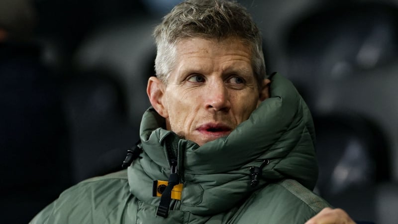 Ireland head coach Simon Easterby has some decisions to make