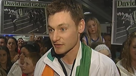 Gold Medallist David Gillick at Dublin Airport in 2005.