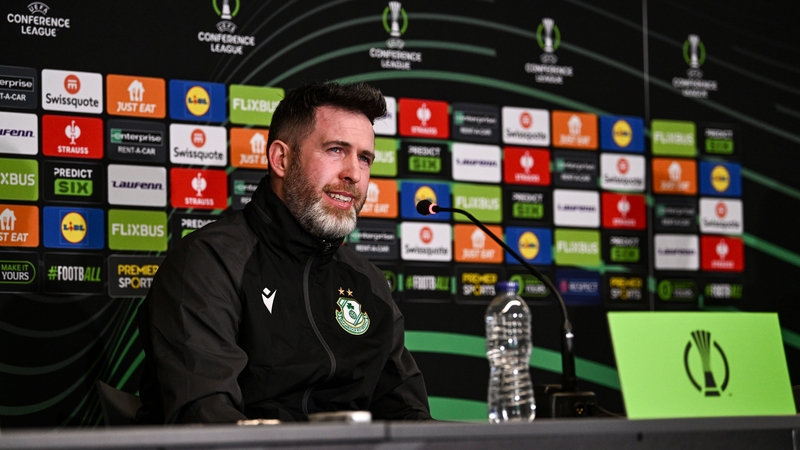 Stephen Bradley speaking to the press ahead of the Molde game