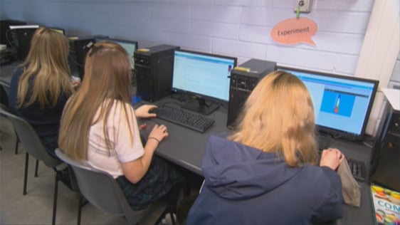 Students from Coláiste Bríde in Clondalkin using computers, 2020.
