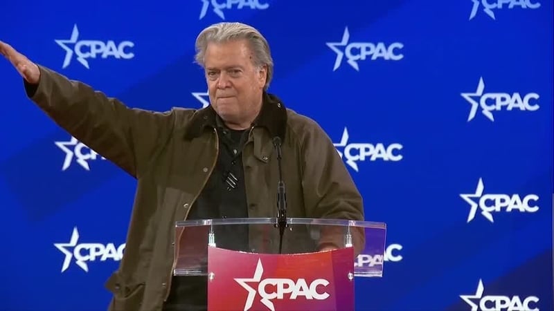 Steve Bannon briefly held out a stiffened arm with his palm down at a Conservative conference
