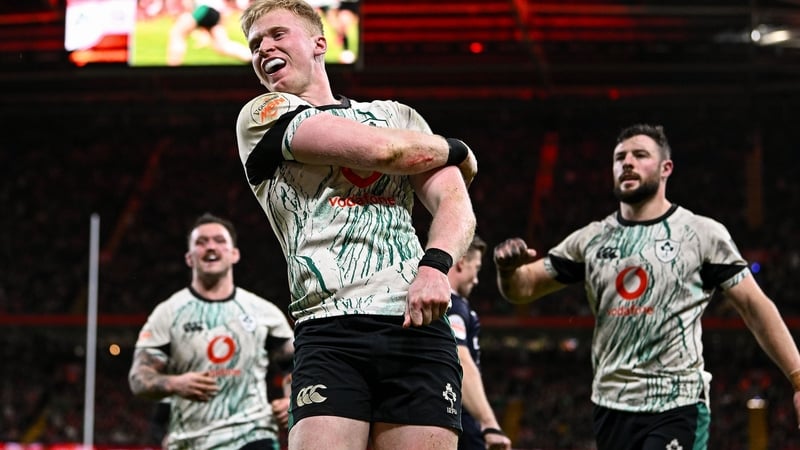 Jamie Osborne celebrates Ireland's second try