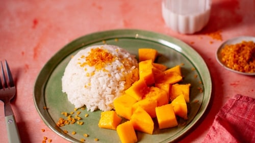 Eva Pau's Asian Kitchen: mango and coconut sticky rice dessert