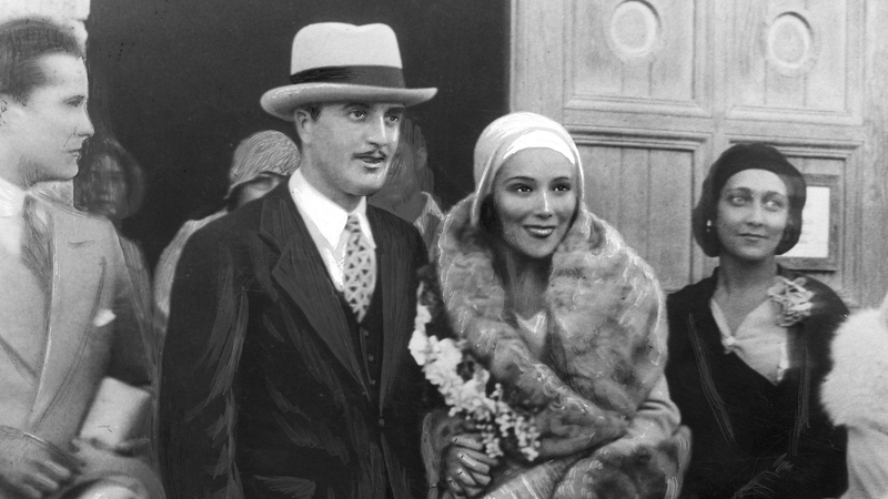 Cedric Gibbons with his first wife, Dolores del Río (Pic: Robert Sennecke/ullstein bild/Getty)