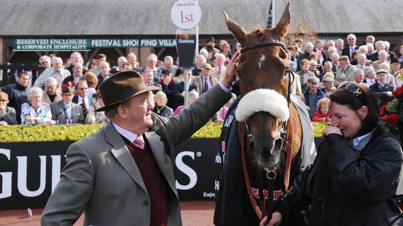 Michael Hourigan (L) with Beef Or Salmon and his daughter Kay after the 2008 Punchestown Guinness Gold Cup