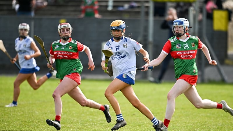 Rose Geoghegan of Cavan in action against Annie McGreevey (r)and Rebekah Monaghan of Mayo during last year's All-Ireland Camogie Minor B Championship semi-final