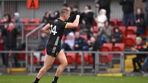 Pat Havern's sensational season continued as he kicked over a series of two-point scores