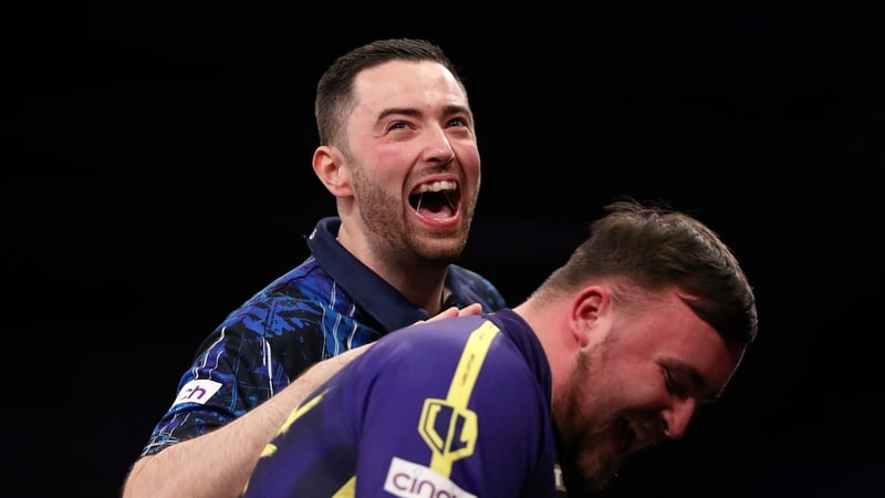 The top two players in the world are through to the last-eight of the competition