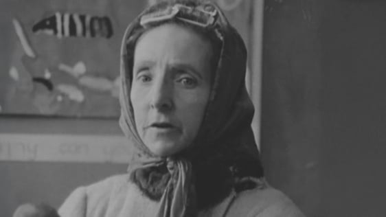 New Barnsley estate in Belfast evacuee Mrs Culvert, 1970.