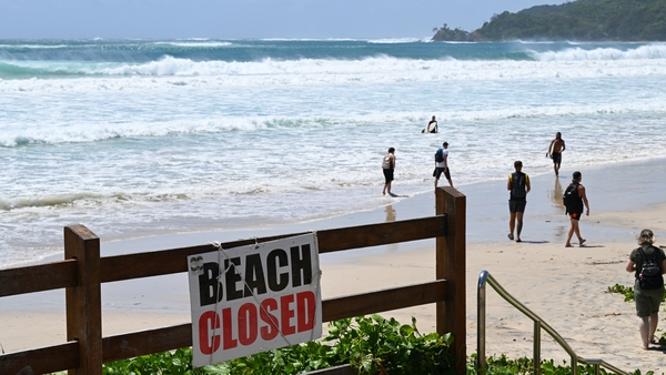A warning sign at the main beach in Byron Bay