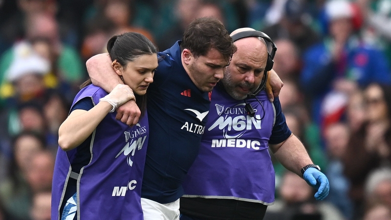 Antoine Dupont was helped from the pitch with what looks like a serious knee injury