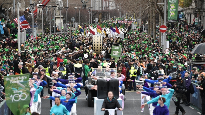 No alcohol will be sold in off-licenses in the city centre until after the parade