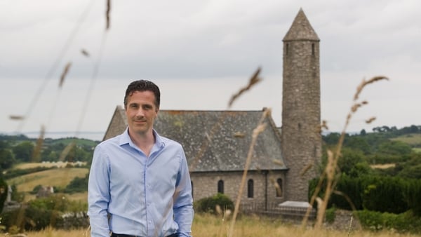 Dr Tim Campbell
