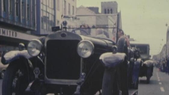 Vintage cars in parade, Limerick (1975)